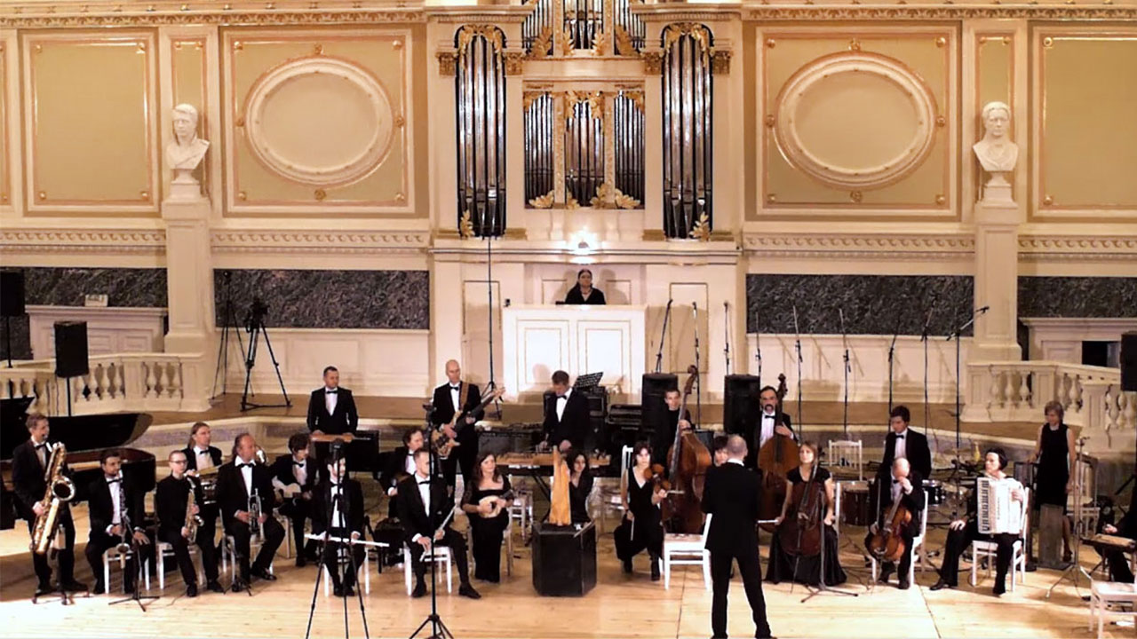 Sound Constructor for improvising orchestra